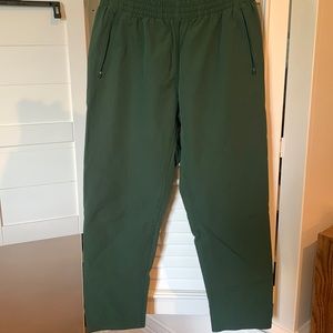 Outdoor voices trek pants, only worn a few times, the best pants but too small